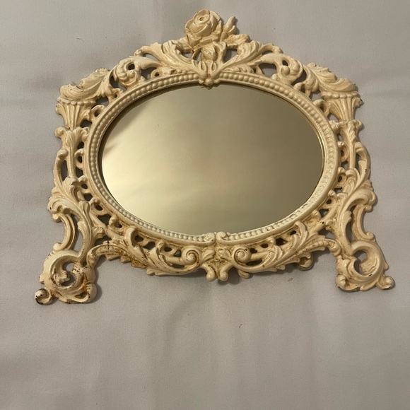 Vintage Elegant Cream French Country Mirror - Picture 1 of 2